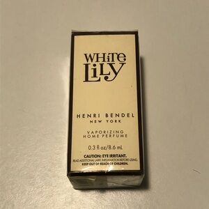New - Henri Bendel White Lily Home Perfume - .3 oz - discontinued
